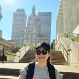 Meet your Posher, Atefeh